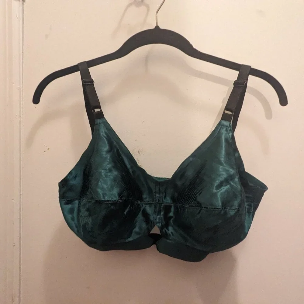 32DD Green Bullet Bra from Secrets in Lace - Picture 8 of 8